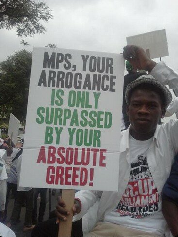 Occupy Reloaded protest against Kenyan Parliament ongoing