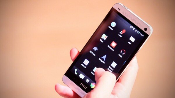 REVIEW: HTC One, the new king of Android?